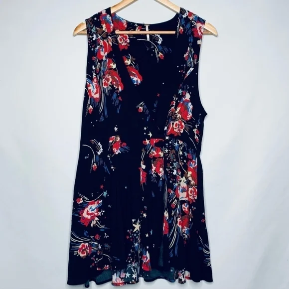 NWOT Free People Women's Black Sleeveless Back To Basics Floral Tunic Blouse - Picture 6 of 6